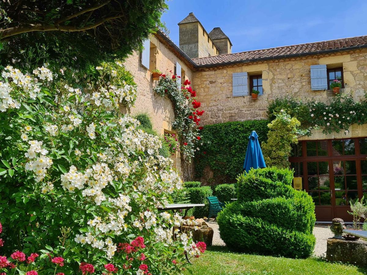 Ferme De Tayac - Charme Avec Pool Hotel Les Eyzies Bagian luar foto