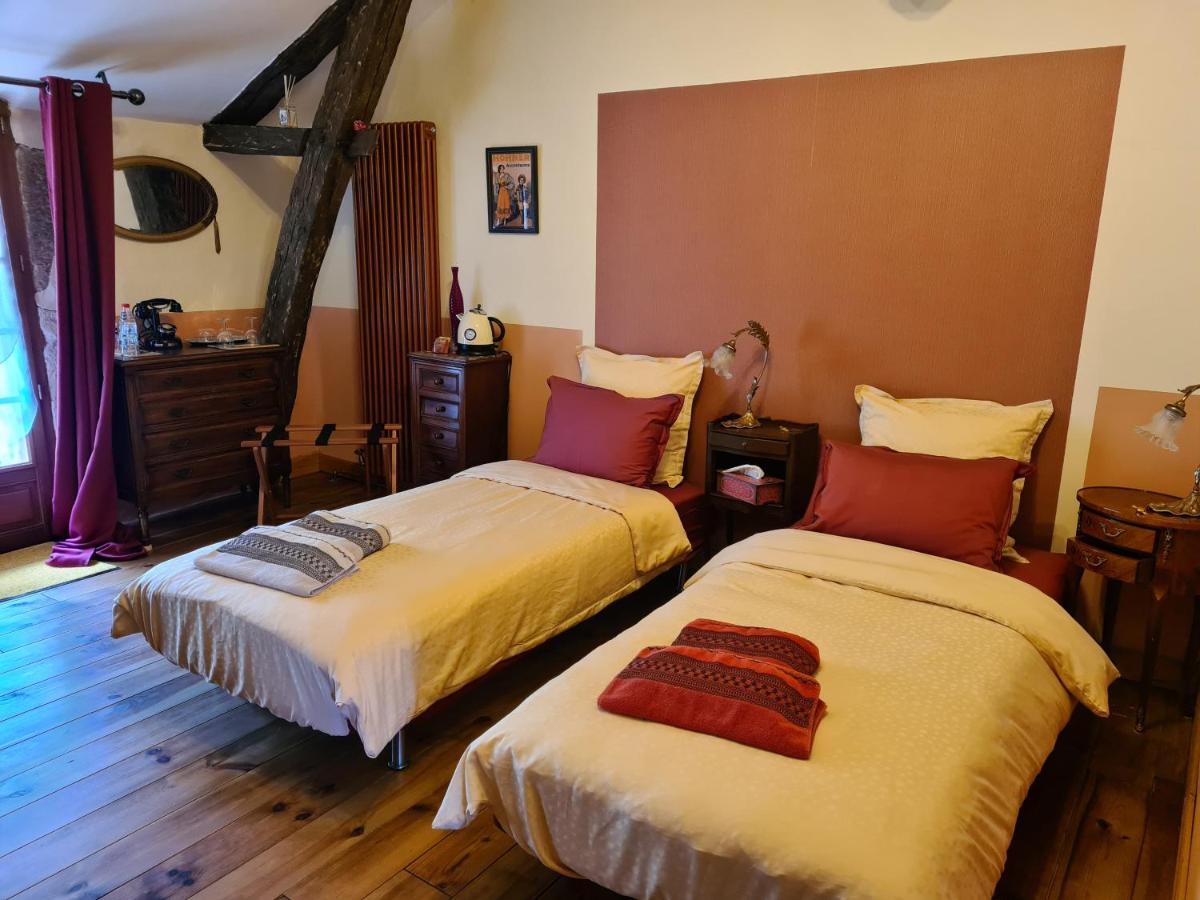 Ferme De Tayac - Charme Avec Pool Hotel Les Eyzies Bagian luar foto