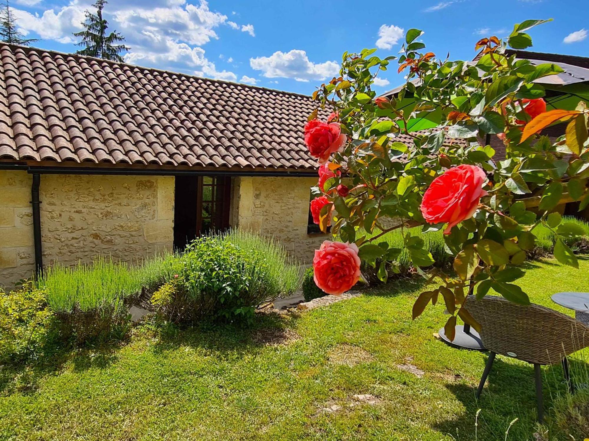 Ferme De Tayac - Charme Avec Pool Hotel Les Eyzies Bagian luar foto