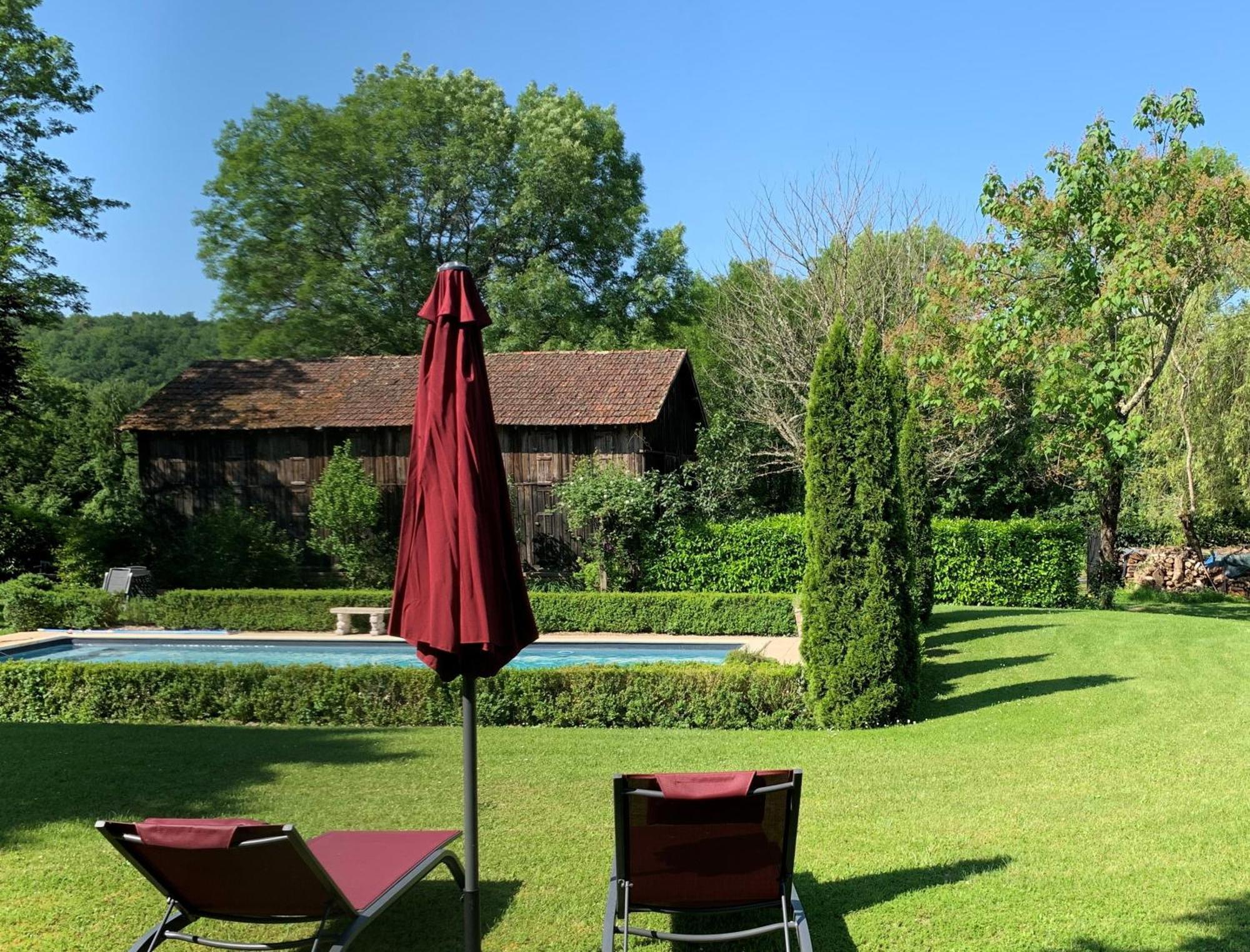 Ferme De Tayac - Charme Avec Pool Hotel Les Eyzies Bagian luar foto