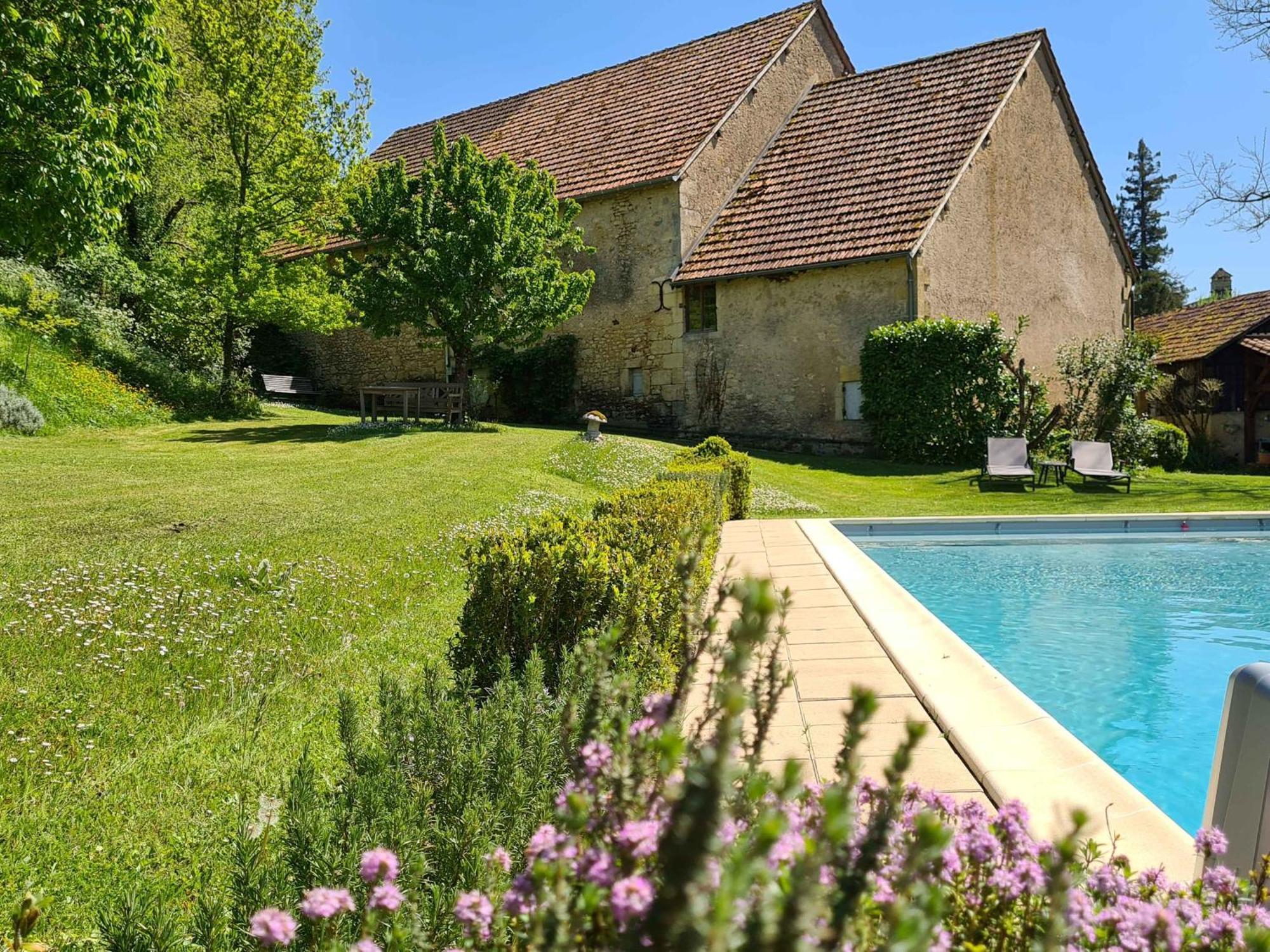 Ferme De Tayac - Charme Avec Pool Hotel Les Eyzies Bagian luar foto